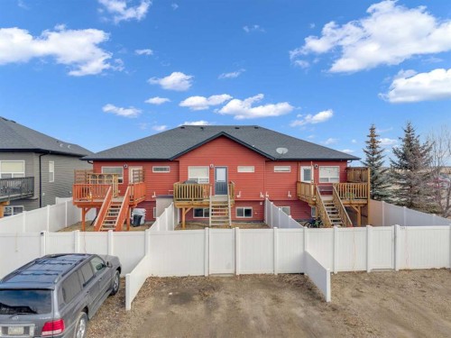 149 Hawkridge Boulevard, Penhold, AB - Outdoor