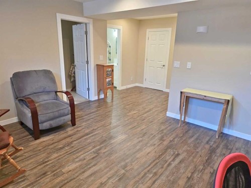 210 Viscount Drive, Red Deer, AB - Indoor