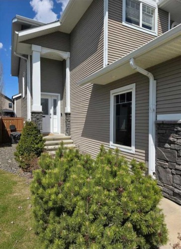 210 Viscount Drive, Red Deer, AB - Outdoor