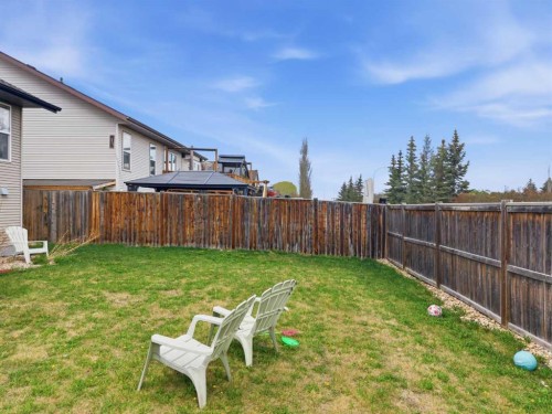 135 Issard Close, Red Deer, AB - Outdoor
