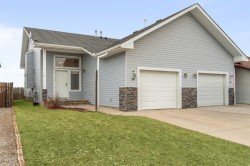 748 Carriage Lane Drive Carstairs, AB T0M 0N0