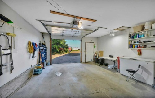 39227 Range Road 250, Rural Lacombe County, AB - Indoor Photo Showing Garage
