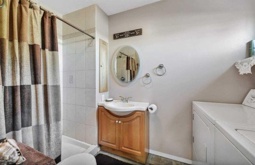 39227 Range Road 250, Rural Lacombe County, AB - Indoor