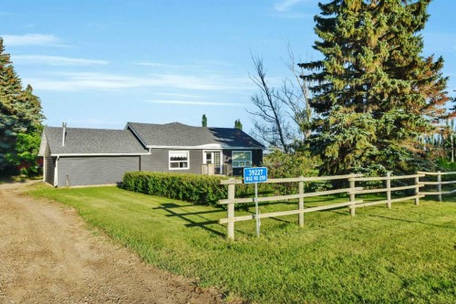 39227 Range Road 250, Rural Lacombe County, AB - Outdoor