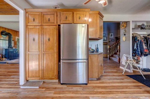 37533 Range Road 241, Rural Red Deer County, AB - Indoor