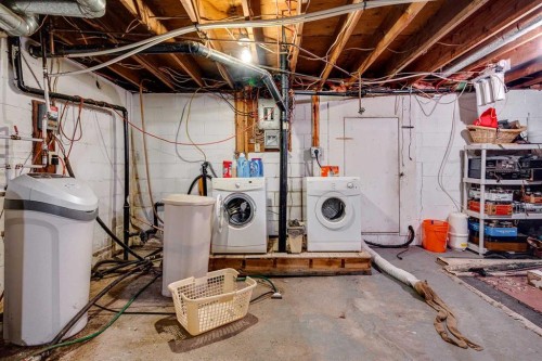 37533 Range Road 241, Rural Red Deer County, AB - Indoor Photo Showing Basement