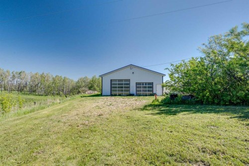 37533 Range Road 241, Rural Red Deer County, AB - Outdoor