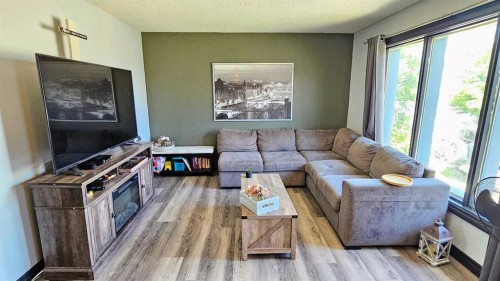 409 400 Southridge Place, Didsbury, AB 