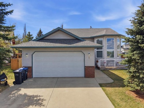 1 Pell Close  Sylvan Lake, AB T4S 1W8
