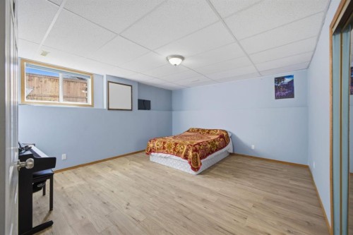 1 Pell Close, Sylvan Lake, AB - Indoor