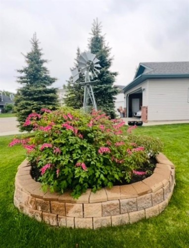 1 Pell Close, Sylvan Lake, AB - Outdoor