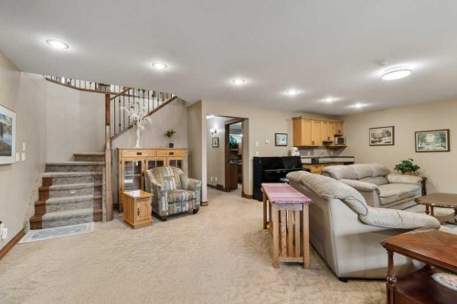 40 Oakwood Close, Red Deer, AB - Indoor