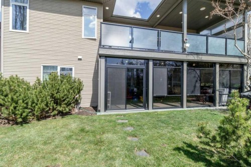 40 Oakwood Close, Red Deer, AB - Outdoor With Exterior