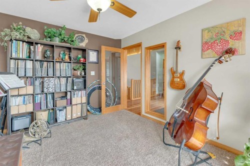 40 Askin Close, Red Deer, AB - Indoor Photo Showing Other Room