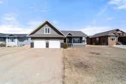 5615 45 Avenue WESTForestburg, AB T0B 1N0