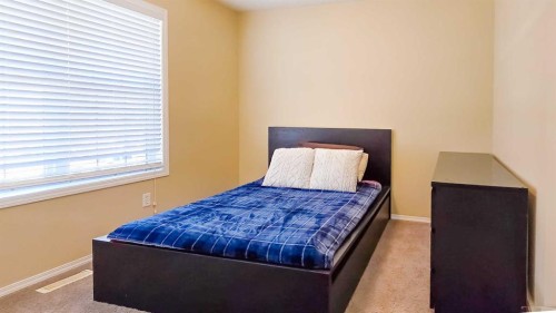 5837 Park Street, Blackfalds, AB - Indoor Photo Showing Bedroom