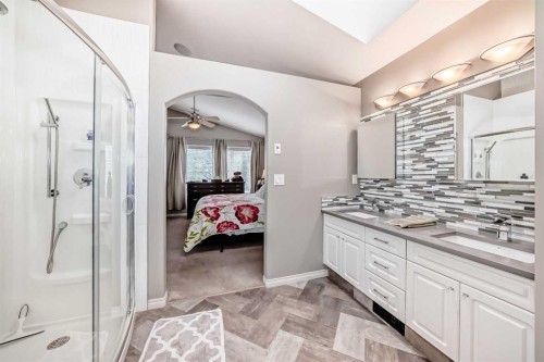 70 Abraham Close, Red Deer, AB - Indoor
