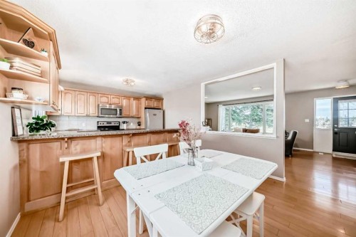 302064 Range Road, Linden, AB - Indoor