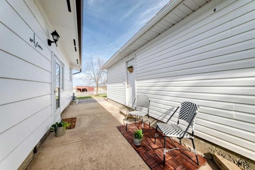 302064 Range Road, Linden, AB - Outdoor With Exterior