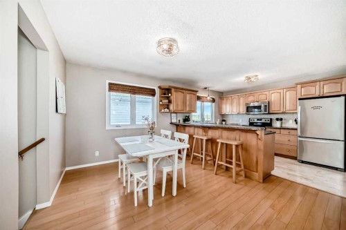 302064 Range Road, Linden, AB - Indoor