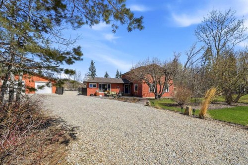 55-39026 Range Road 275  Rural Red Deer County, AB T4S 2A9