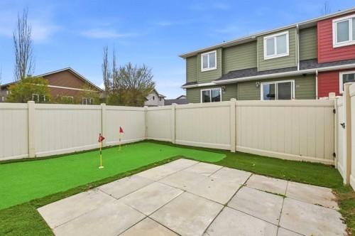 1906-30 Carleton Avenue, Red Deer, AB - Outdoor