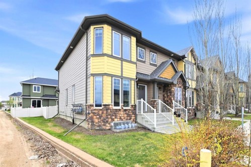 1906-30 Carleton Avenue, Red Deer, AB - Outdoor