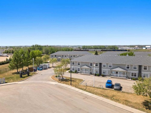 40-20 Jacobs Close, Red Deer, AB - Outdoor
