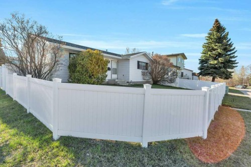 14 Glendale Boulevard, Red Deer, AB - Outdoor