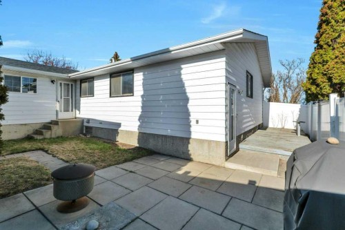 14 Glendale Boulevard, Red Deer, AB - Outdoor With Exterior
