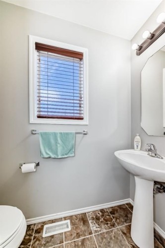 70 Jensen Place, Red Deer, AB 