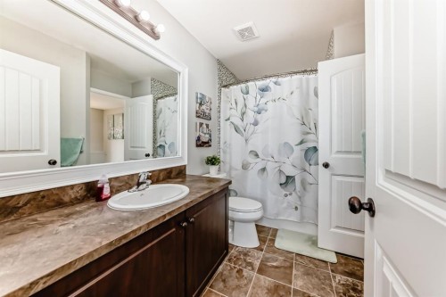 70 Jensen Place, Red Deer, AB 