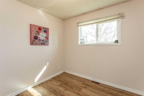 62 Nance Avenue, Red Deer, AB - Indoor Photo Showing Other Room