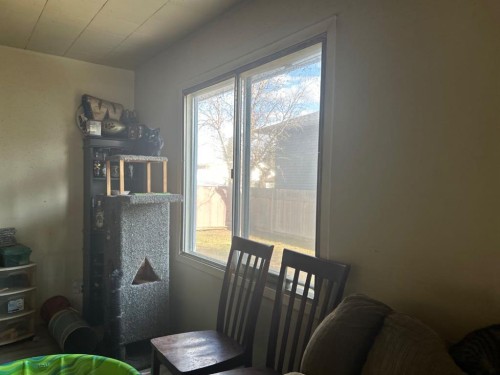 5013 53 Street, Killam, AB - Indoor