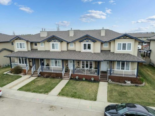 13 Kanten Close, Red Deer, AB - Outdoor With Deck Patio Veranda With Facade