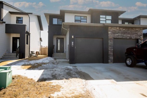 95 Palmer Circle, Blackfalds, AB - Outdoor With Facade