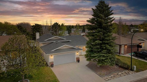 25 Gilbert Crescent  Red Deer, AB T4P 3L3