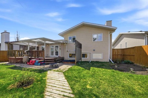 25 Gilbert Crescent, Red Deer, AB - Outdoor With Deck Patio Veranda