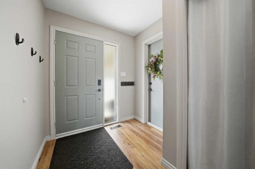 25 Gilbert Crescent, Red Deer, AB - Indoor Photo Showing Other Room