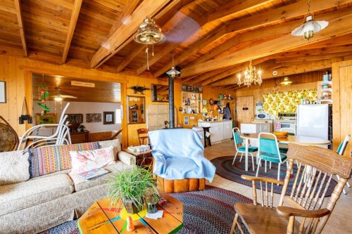 44 Lakeview Avenue, White Sands, AB 