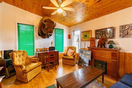 44 Lakeview Avenue, White Sands, AB 