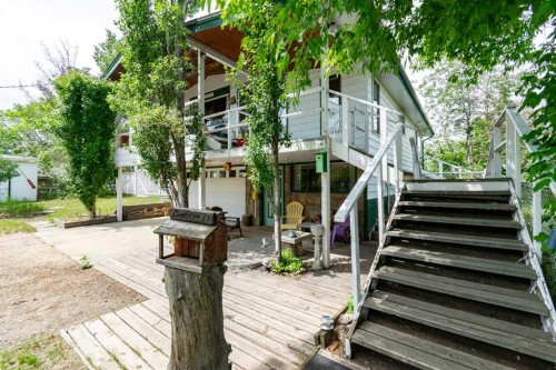 44 Lakeview Avenue, White Sands, AB 