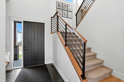 223 Ellington Crescent, Red Deer, AB - Indoor Photo Showing Other Room