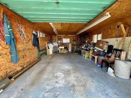 5324 54Th Street, Bashaw, AB - Indoor Photo Showing Garage