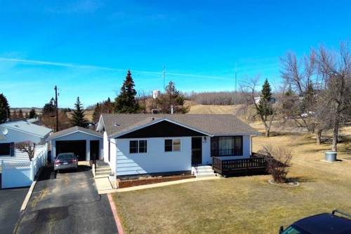 5324 54Th Street, Bashaw, AB - Outdoor