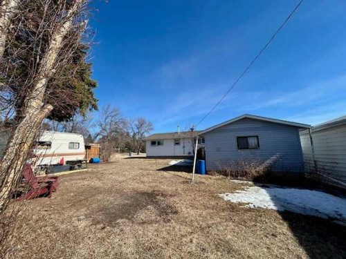 5324 54Th Street, Bashaw, AB - Outdoor