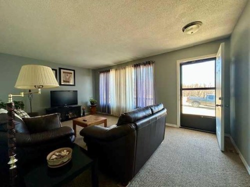 5324 54Th Street, Bashaw, AB - Indoor