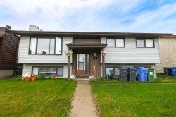 5719 60 Avenue Rocky Mountain House, AB T4T 1B7