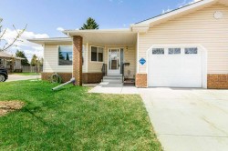 61-2816 Botterill Crescent Red Deer, AB T4R 2H7