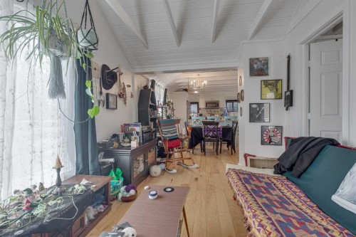 4212 C + E Trail, Lacombe, AB - Indoor